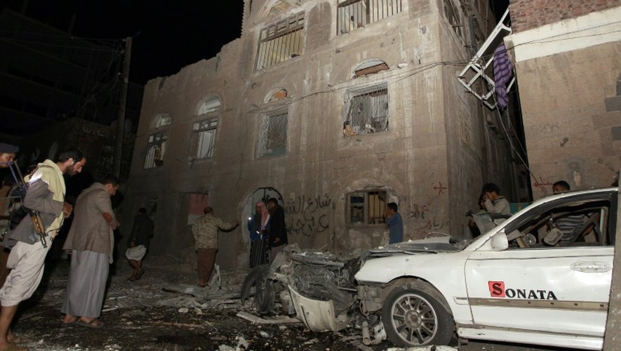 Attentat à la voiture piégée devant une demeure de Sanaa, au Yémen, le 29 juin 2015