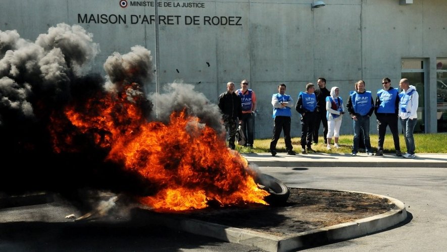 Rodez : blocus jusqu'à nouvel ordre de la prison