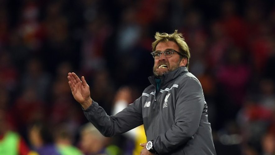 Jürgen Klopp, l'entraîneur allemand de Liverpool, réagit après le 2e but de Sévile lors de la finale de C3 à Bâle