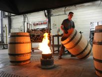 Vin: la tonnellerie française, berceau des grands crus