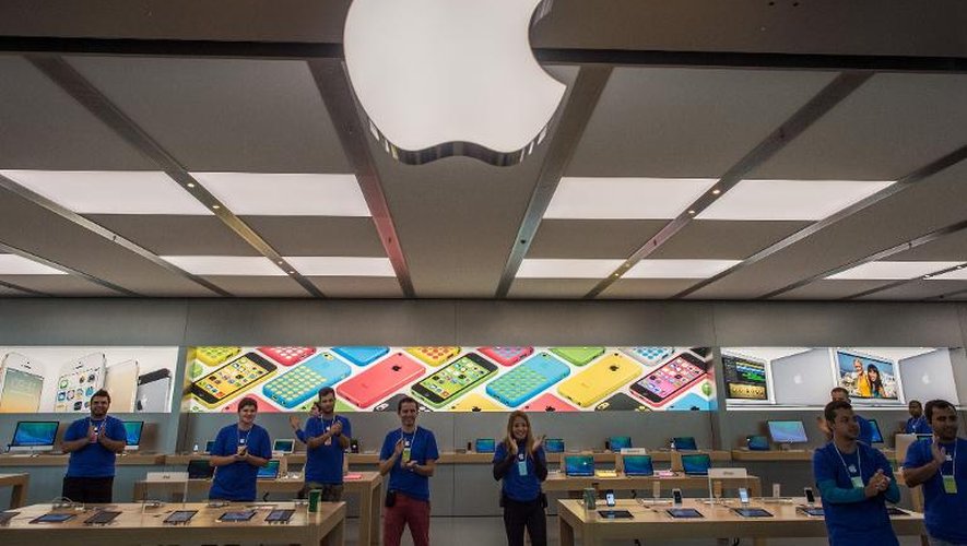 Nouvel Apple Store à Rio de Janeiro, au Brésil, le 16 février 2014