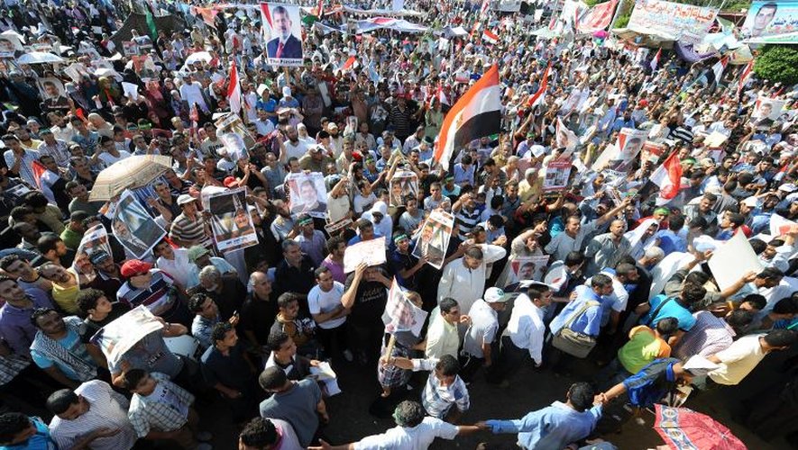 Des partisans des Frères musulmans manifestent au Caire le 26 juillet 2013
