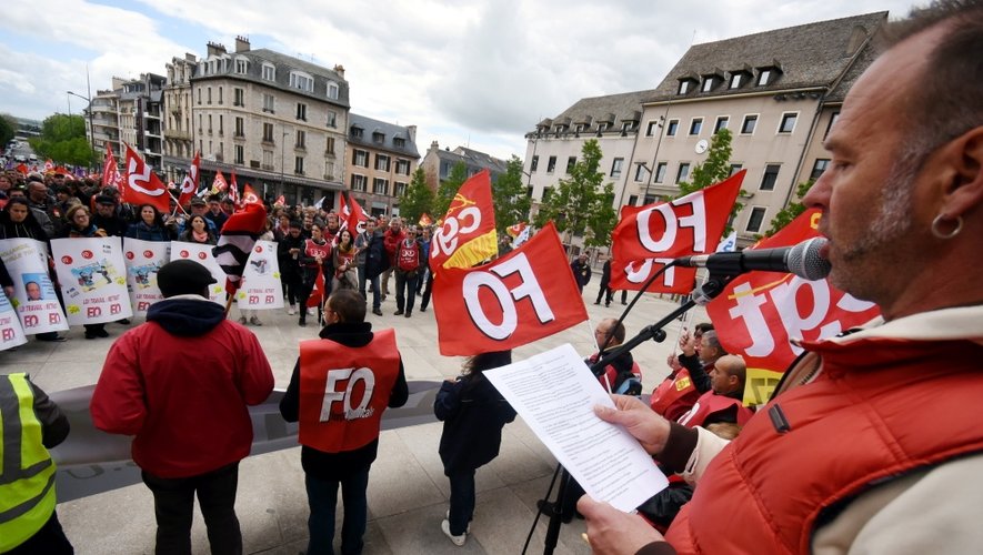 Un millier de manifestants dans les rues de Rodez contre la loi travail