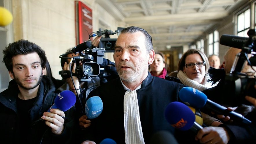 Frank Berton, l'avocat de Salah Abdeslam, le 27 avril 2016, au tribunal de Paris