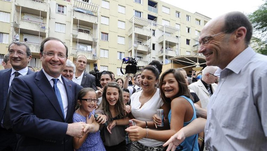 François Hollande rencontre des jeunes à Auch le 3 août 2013