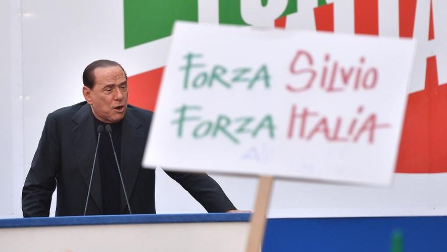 Le chef de la droite italienne Silvio Berlusconi, le 4 août lors d'une manifestation de son parti, le 4 août 2013 à Rome