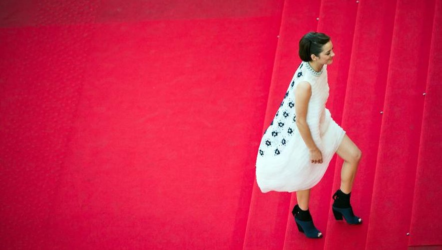 L'actrice Marion Cotillard arrivant au palais des festivals mardi soir 20 avril 2014 à Cannes