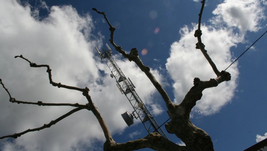 L'autorité de régulation autorise Bouygues à transformer ses antennes 2G en 4G.