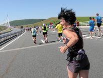 VIDEO : revivez la course Eiffage du viaduc de Millau