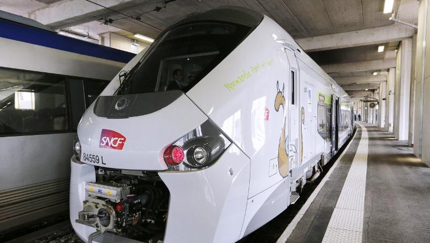 Le nouveau TER Regiolis présenté le 29 avril 2014 à Paris