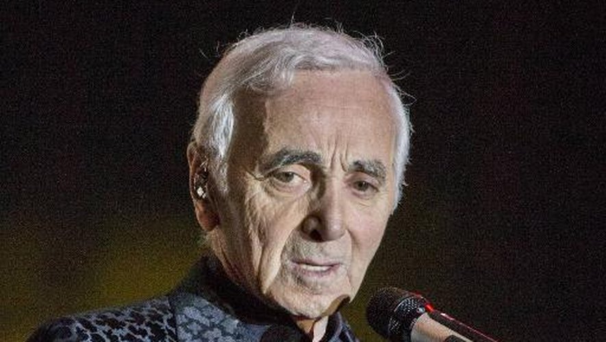 Charles Aznavour, en concert à Tel-Aviv le 23 novembre 2013, fêtera ses 90 ans jeudi sur une scène berlinoise