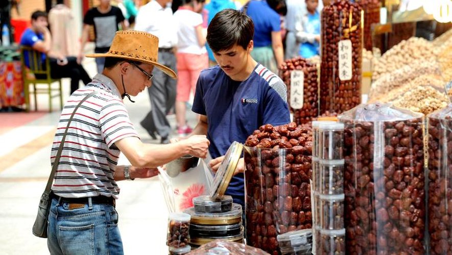 Un marché d'Urumqi dans la province du Xinjiang, dans l'ouest de la Chine