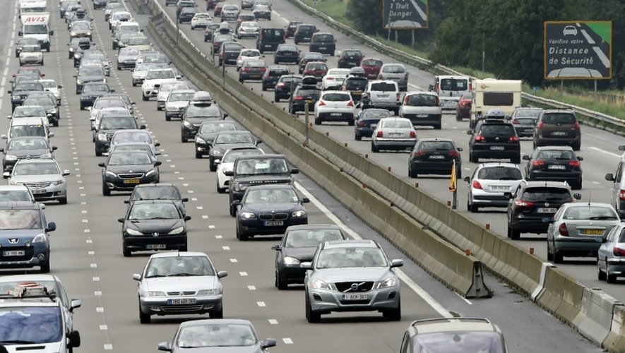 L'autoroute A7 encombrée le 2 août 2014 près de Vienne dans le sud-est de la France
