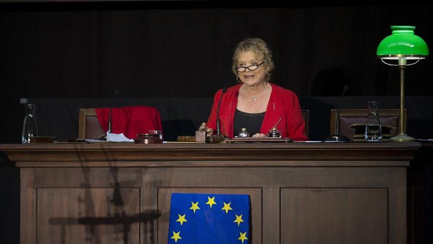 Eva Joly "procureur au procès de Daniel Cohn-Bendit" pour le dernier meeting de campagne des Européennes d'EELV à Paris, le 22 mai 2014