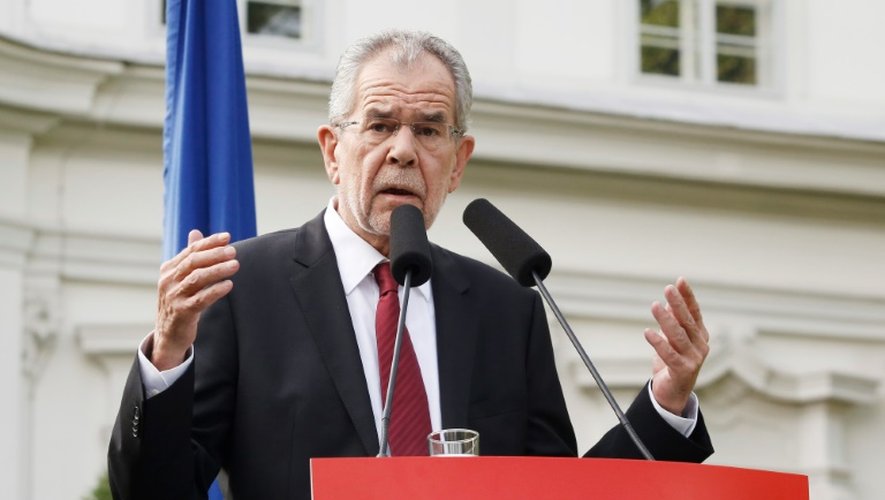 Le nouveau chef d'Etat autrichien, Alexander Van der Bellen, lors d'une conférence de presse après l'annonce officielle de sa victoire à Vienne le 23 mai 2016