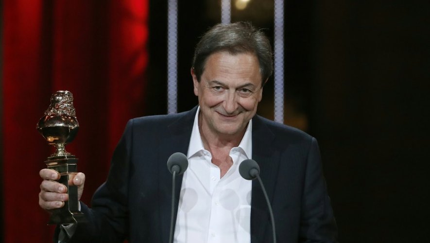 Vladimir Yordanoff remporte le prix du comédien pour le théâtre privé, lors de la cérémonie des Molières le 23 mai 2016 à Paris