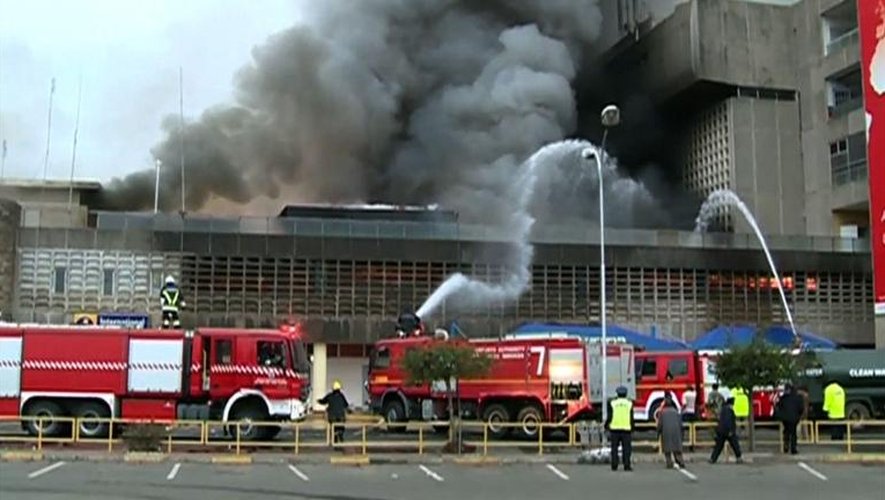 Kenya: un gigantesque incendie paralyse l'aéroport de Nairobi