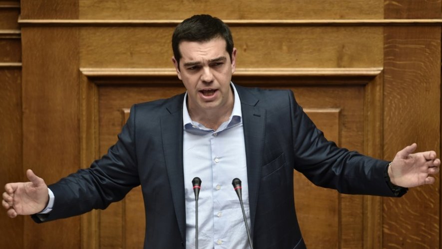 Le Premier ministre grec Alexis Tsipras s'adresse au Parlement grec le 30 mars 2015
