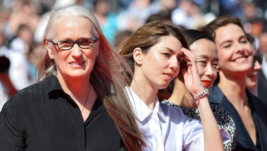 La présidente Jane Campion et des membres du jury Sofia Coppola, Jeon Do-yeon et Carole Bouquet le 18 mai 2014 à Cannes