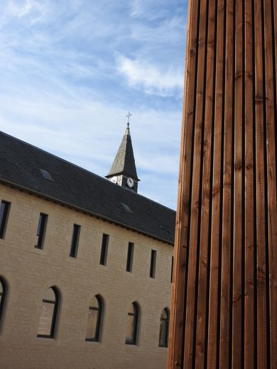 Nouvel évêché de Rodez : La touche finale
