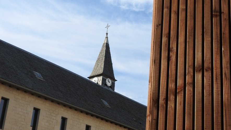 Nouvel évêché de Rodez : La touche finale