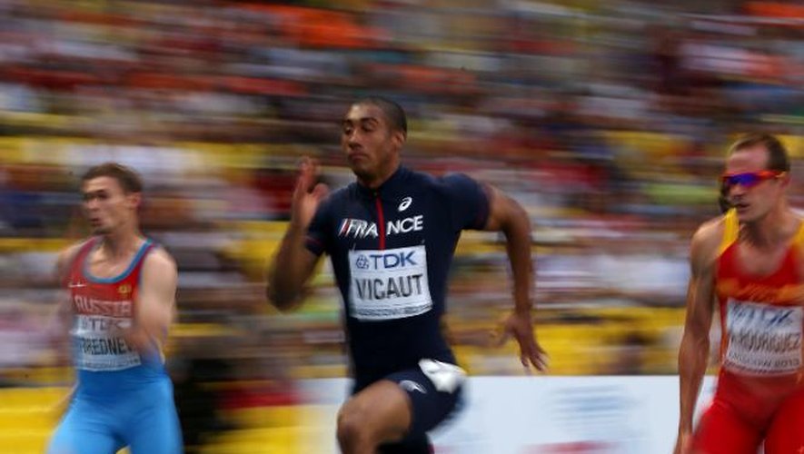 Le Français Jimmy Vicaut lors de sa série victorieuse sur 100 m aux Mondiaux d'athlétisme le 10 août 2013 à Moscou