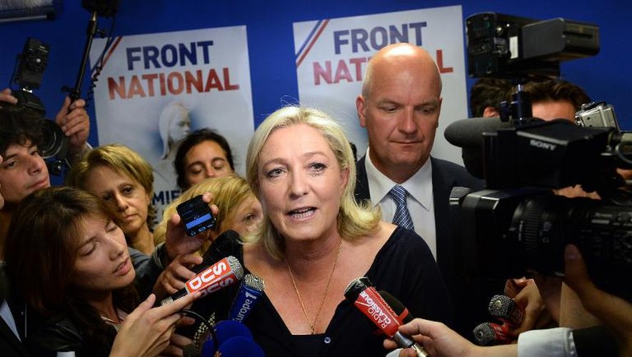 La présidente du FN Marine Le Pen au siège du parti le 25 mai 2014 à Nanterre