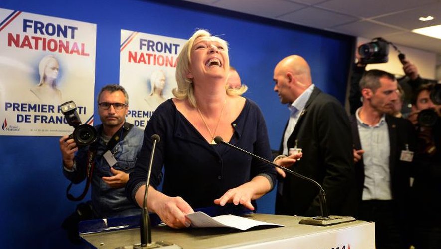 La présidente du FN Marine Le Pen au siège du parti le 25 mai 2014 à Nanterre