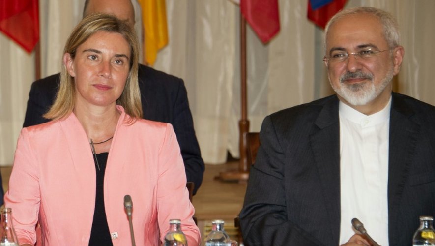 La chef de la diplomatie européenne, Federica Mogherini et le ministre iranien des Affaires étrangères Mohammad Javad Zarif à Vienne en Autriche, le 6 juillet 2015
