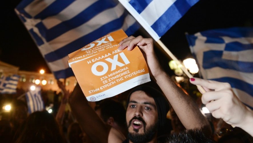 La victoire du non au référendum célébrée le 5 juillet 2015 à Athènes