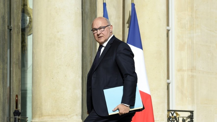Le ministre des Finances Michel Sapin à son arrivée le 29 juin 2015 à l'Elysée à Paris