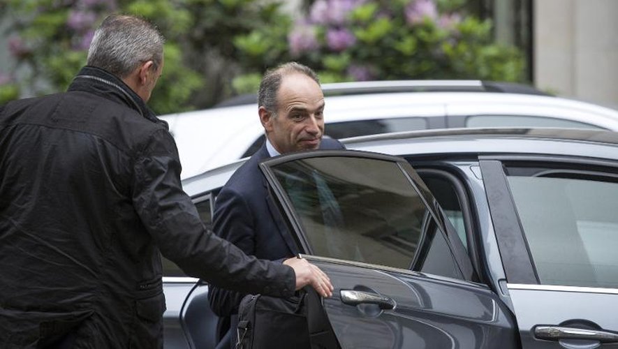 Jean-Francois Copé à la sortie de son domicile le 27 mai 2014 à Paris
