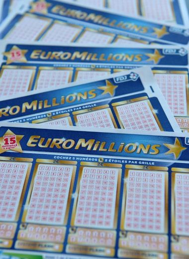 Des tickets de loterie Euro millions le 21 juin 2013 à Lille