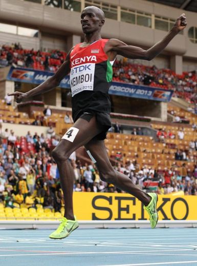 Le roi du 3000 m steeple, le Kényan Ezekiel Kemboi, remporte sa 3e médaille d'or de la spécialité aux Mondiaux d'athlétisme le 15 août 2013 à Moscou