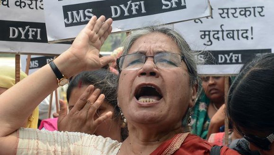 Manifestation féministe le 31 mai 2014 à New Delhi contre le viol et le meurtre de deux adolescentes dans l'etat de l'Uttar Pradesh