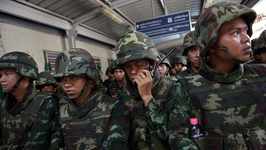 Environ 6.000 policiers et soldats sont déployés à Bangkok le 1er juin 2014 pour décourager les manifestants contre le coup d'Etat