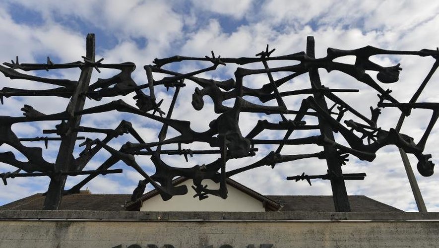 Vue prise le 20 août 2013 à l'entrée de l'ancien camp de concentration nazi de Dachau