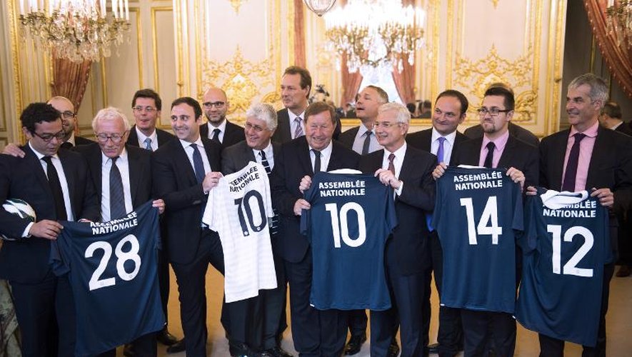 "L'équipe de France de football des députés" sera entraînée par Guy Roux