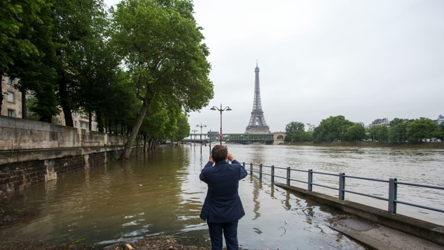 Voie sur berge inondée le 2 juin 206 à Paris