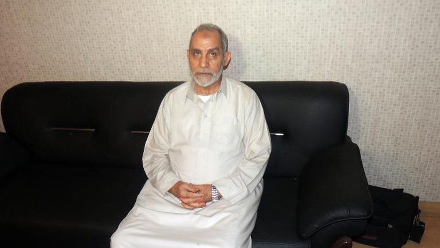 Mohamed Badie, le guide suprême des Frères musulmans, après son arrestation le 20 août 2013 au Caire