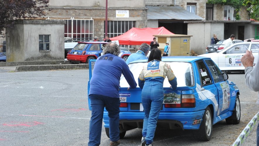 Sur une antique Renault 11 turbo, Pierre Boutet associé à la sébazacoise Laurence Pélamourgues échouent au pied du podium.