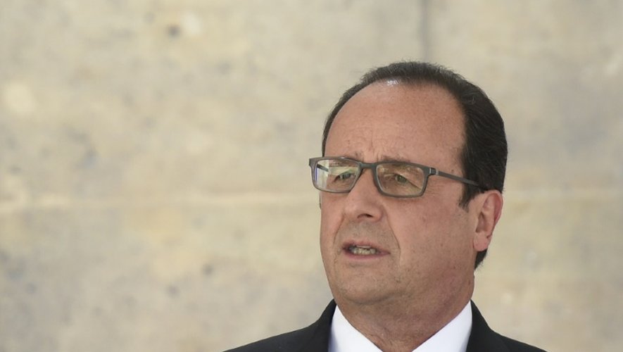 Le président de la République François Hollande s'exprime au ministère de la Défense le 13 juillet 2015 à Paris