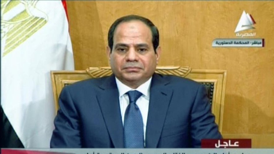 Capture d'écran de la chaîne de télévision d'Etat égyptienne montrant le nouveau président égyptien Abdel Fattah al-Sissi prêtant serment au Caire le 8 juin 2014