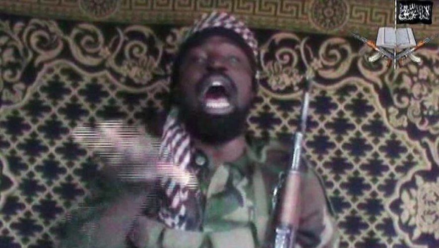 Une capture d'écran du 12 décembre 2013 d'une vidéo obtenue par l'AFP montre un homme qui clame être le chef du groupe islamiste extrémiste nigérian Boko Haram Abubakar Shekau