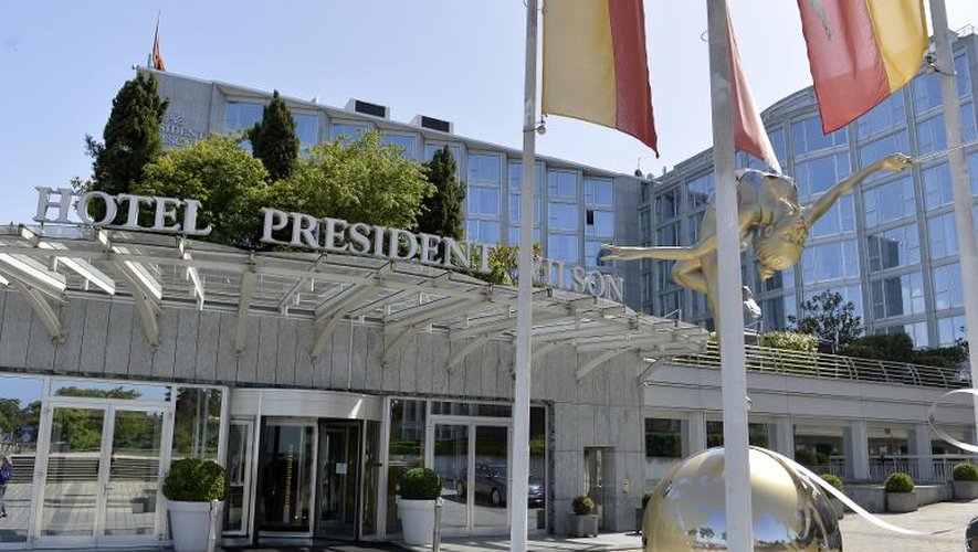 La façade de l'hôtel du Président Wilson à Genève le 9 juin, lieu des négociations sur le nucléaire iranien entre les Etats-Unis, l'UE et l'Iran