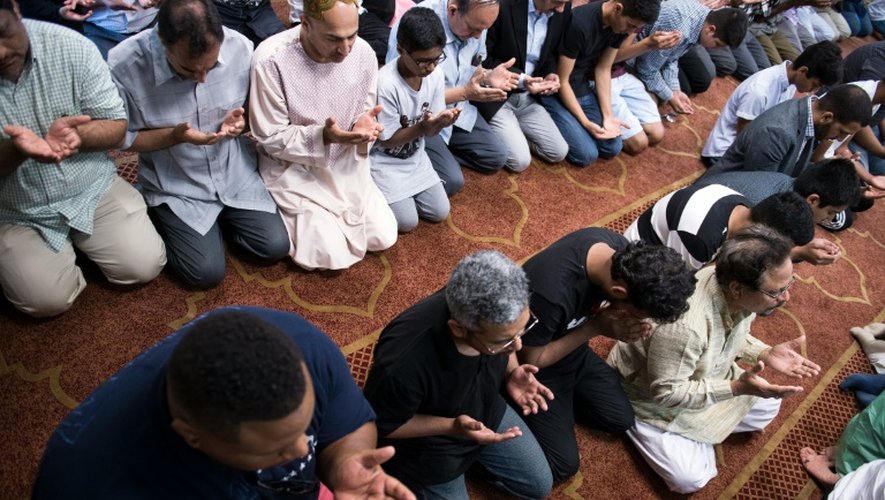 Prière dans le Centre islamique de Louisville pour Mohamed Ali, le 5 juin 2016