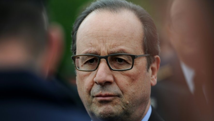 Le président François Hollande à Romorantin-Lanthenay (Loir-et-Cher), le 4 juin 2016