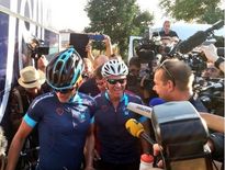 Avant Rodez, premier bain de foule pour Lance Armstrong