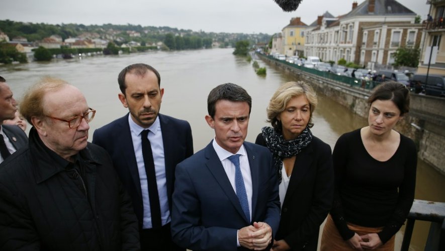 Manuel Valls et Valérie Pécresse le 3 juin 2016 à Corbeil-Essonne