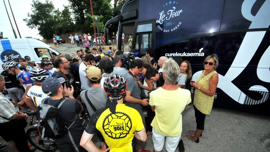 Lance Armstrong, "homme du jour" à Rodez